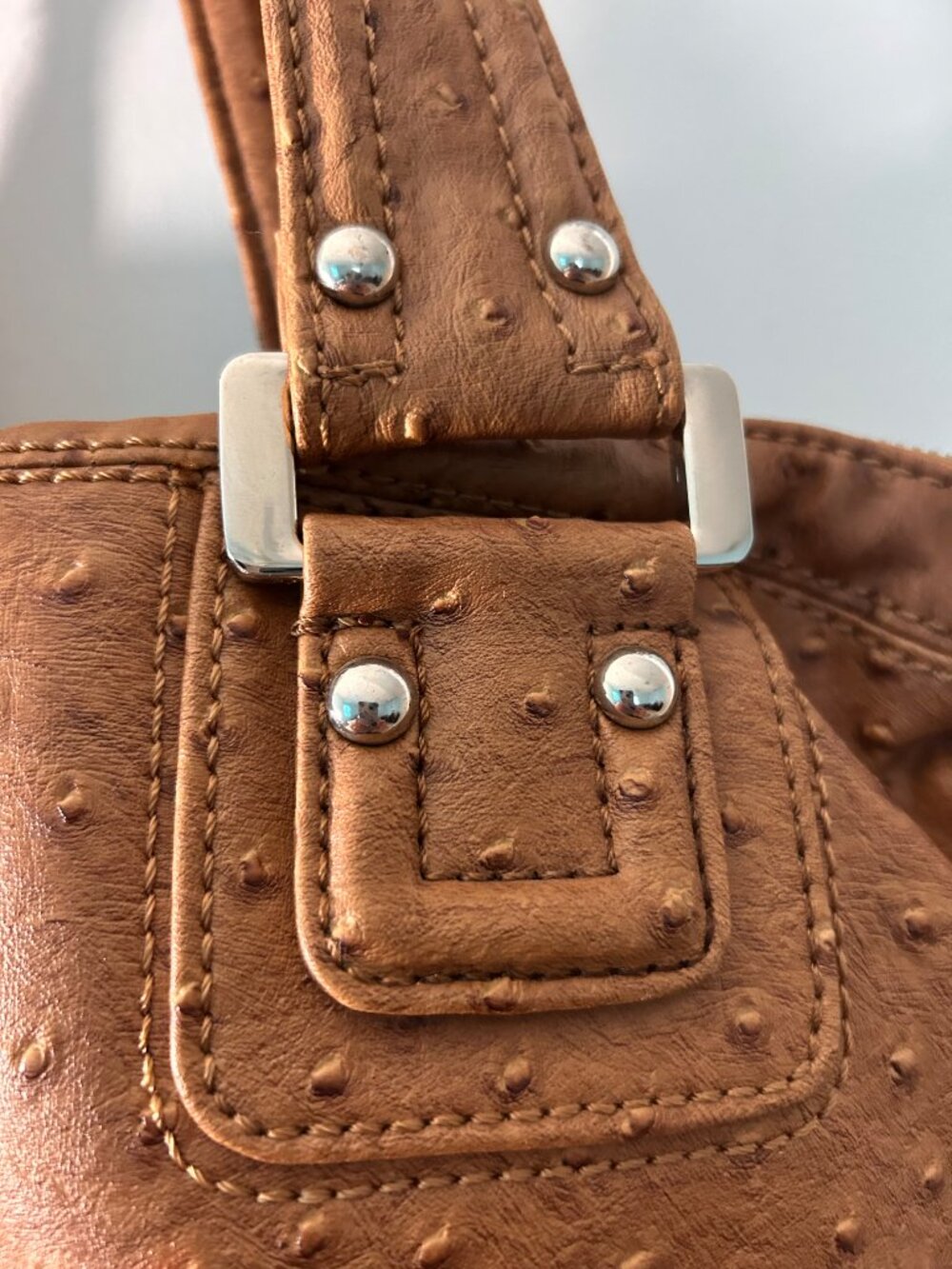 Guess Vintage Y2K Ostrich Embossed Faux Leather Satchel Purse Cognac Brown - Picture 3 of 14